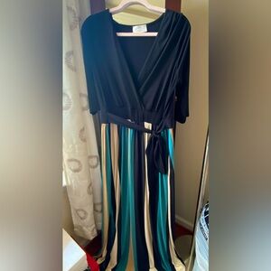 Beautiful plus size dress with solid top and striped skirt!